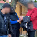 У Вінниці при спробі дати хабар затримали посадовця