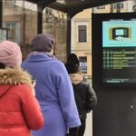 На зупинках громадського транспорту з'являться ще 15 електронних табло