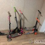Поліцейські знайшли жінок, які грабували вінницькі під'їзди