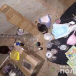 У підвалі вінницької багатоповерхівки чоловік облаштував нарколабораторію