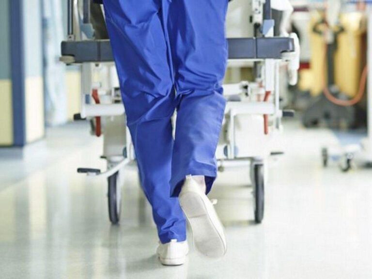 3_Legs-of-medic-running-with-gurney-along-hospital-corridor-1024x768