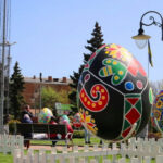 Цього року до Великодніх свят у Вінниці встановлять понад 20 писанок-велетнів