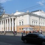 Актори Вінницького театру готують п’єсу “ШВЛ”: чому прем’єра може зірватися