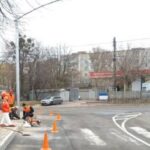 У Вінниці встановлюють ще один сучасний пішохідний перехід  