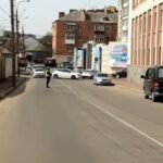 У Вінниці перекрили рух по Коріатовичів: перехожі помітили підозрілу сумку з якої видніється дріт