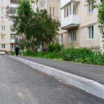 Біля вінницьких багатоповерхівок триває реконструкція дворів