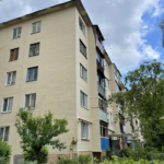 У п’яти вінницьких висотках утеплили міжпанельні стики