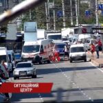 Чоловік, який потрапив під колеса на “Урожаї”, помер у лікарні