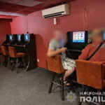 Вінницькі поліцейські припинили діяльність незаконного грального закладу