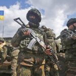Мітинг-реквієм, кінопоказ, та забіг: як у Вінниці відзначать День пам’яті захисників України