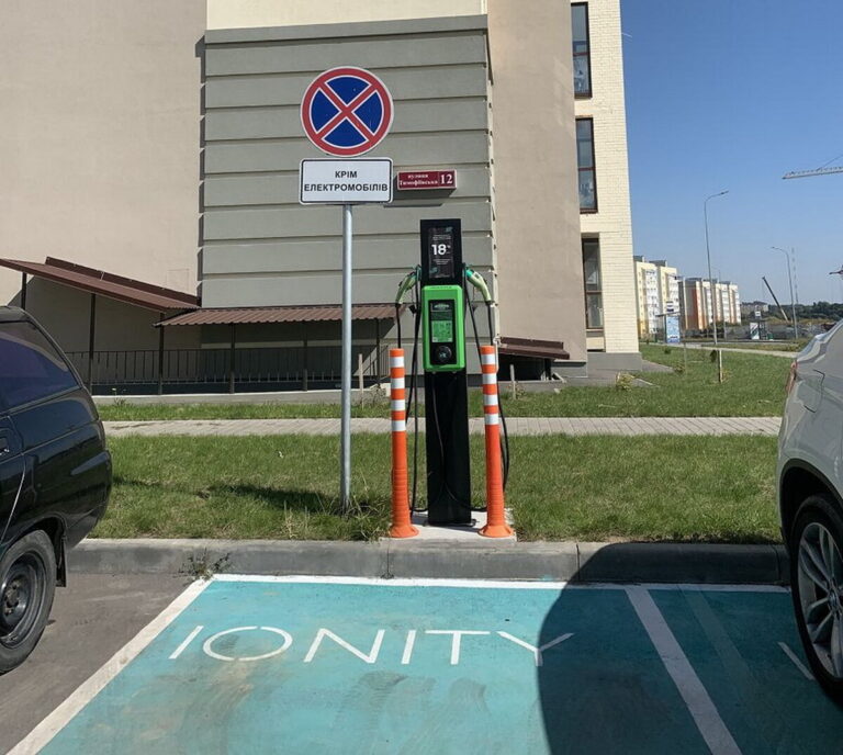 6140845149345