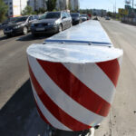 Вінничани вимагають встановлення відбійників на тротуарах