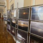 Виставку фотографій військового льотчика презентували у Вінниці