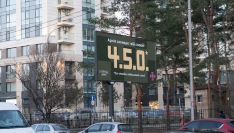 business-102-833x474