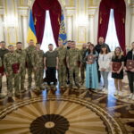 Героям Ураїни з Вінниччини Президент вручив ордени «Золота Зірка»