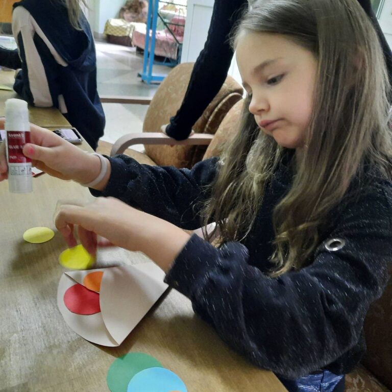 photo5305675785283157031