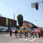 На вулиці Привокзальній вже 2 тижні працює світлофор