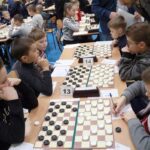 Міська дитячо-юнацька спортивна школа №6 запрошує вінничан на безкоштовні заняття з шашок та шахів