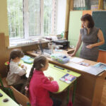 Майбутні першокласники з Маріуполя активно готуються до школи
