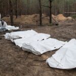 На місці масового поховання під Ізюмом ексгумували 263 тіла