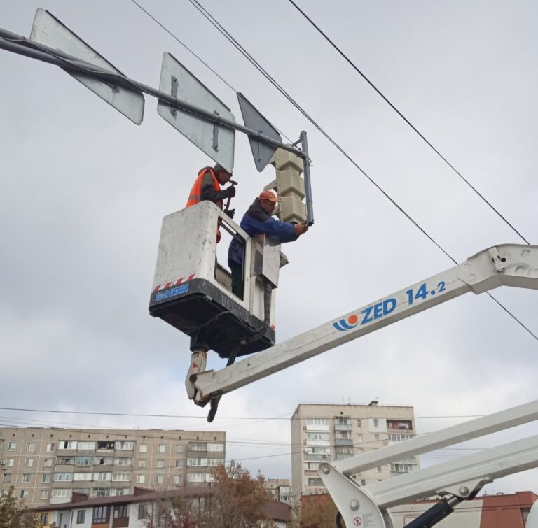 Світлофори Зодчих-Пирогова головна