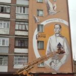 У Вінниці завершують малювати стінопис із зображенням Григорія Сковороди