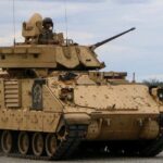 США відправили до України перші 60 БМП Bradley