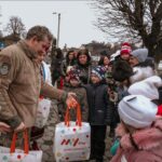 У Гайсині військові та Коля Серга влаштували свято для дітей