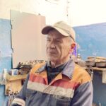 “Робочий день починається не з кави”: інтерв'ю з автоелектриком “Шляхового управління”