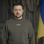 Не можна бути подумки далеко від війни, підтримуйте наших бійців завжди, коли це можливо – звернення Президента України