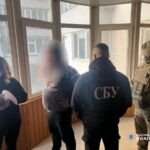Правоохоронці викрили групу вінничан, яка допомагала чоловікам ухилятись від мобілізації та виїзджати за кордон