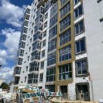 “Муніципальне житло ВМТГ”: Будівництво багатоповерхівки на вулиці 600-річчя вже готове на 90%