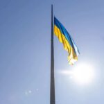 На Замковій горі урочисто підняли Прапор України з нагоди Дня Української Державності
