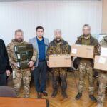 Вінницька громада передала військовим чергову партію спецобладнання