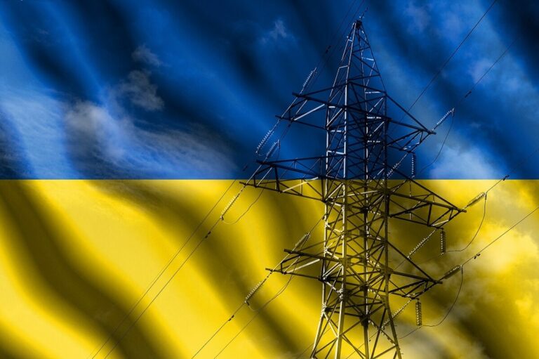 The,Concept,Of,Energy,Independence.,High-voltage,Transmission,Line,On,The
