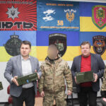 Вінниця передала оборонцям на передову три тепловізійні монокуляри
