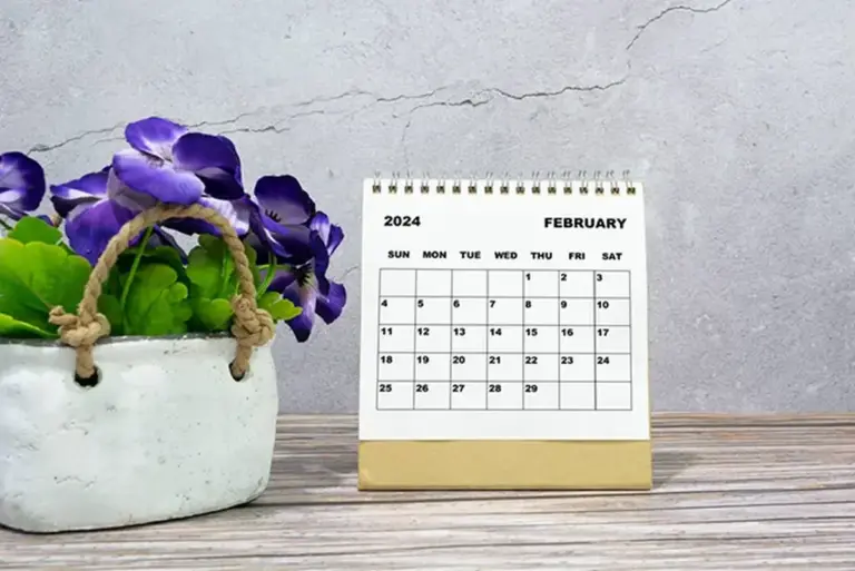 kalendar-derzhavnyh-svyat-i-vyhidnyh-v-ukrayini-na-lyutyj-2024-skilky-bude-vyhi