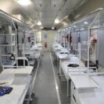 "Укрзалізниця" виводить на колії ще 4 медичні вагони для евакуації поранених бійців ЗСУ