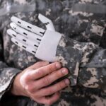 Важливо знати кожному: як не образити людину з травмою - сім порад