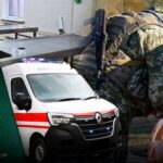 У Чернівецькій області чоловіки напали на співробітника ТЦК із сокирою: подробиці