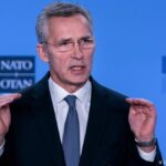 В НАТО відповіли на заклик Папи Римського до України “підняти білий прапор”