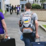 Виїзд студентів-чоловіків за кордон: хто може виїхати з України та за яких умов
