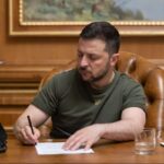 Зеленський підписав закон про мобілізацію: закон вступає в силу