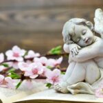 Angel guardian sleeping