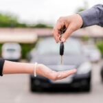 Українці масово позбавляються авто: причина