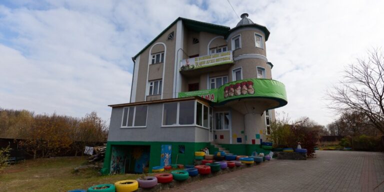krizoviy-centr-dim-mama-scho-pid-vinniceyu-zakrivaetsya-pislya-vosmi-rok