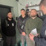 Розстріл поліцейських на Вінниччині: підозрюваним допомагали тікати двоє військових
