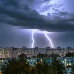 Сьогодні Вінницю та область накриють гроза та град
