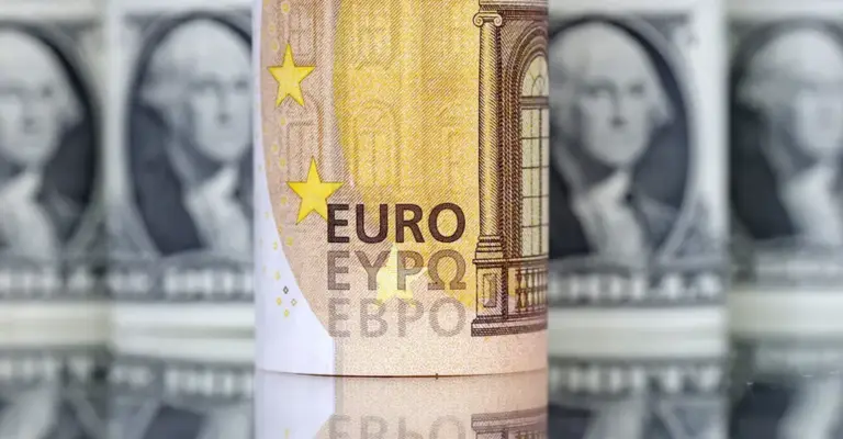251161_dollar-euro6_reuters_new_960x380_0