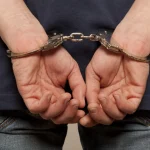 Побив знайомого держаком від сапи: на Вінниччині затримали 22-річного чоловіка